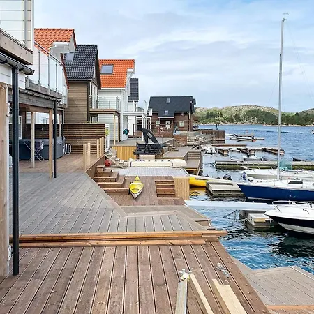 8 Person In Urangsvag Vakantiehuis