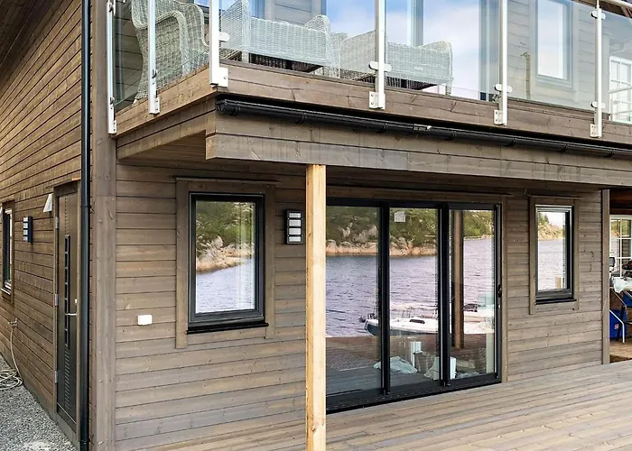 8 Person In Urangsvag Feriehus